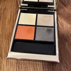 SUQQU シグニチャーカラーアイズ　111 限定