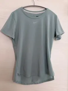 NIKE DRI-FIT トレーニングトップス Mサイズのサムネイル