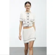 【完売品】新品タグ付き✨ZARA ザラ　ミニスカート　ステッチ入り
