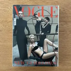 VOGUE ITALIA No.647 2004 FORECAST - メルカリ
