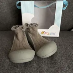 Attipas ベビーシューズ ベージュ