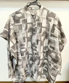 earth オーバーサイズ長袖シャツ グレー系