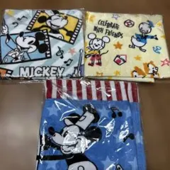 ディズニー　ミッキー　ハンドタオル　３枚セット