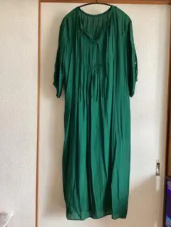 ローリーズファーム ロングワンピース 刺繍入り