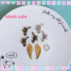 stock sale ** リボルバーチャーム＆薔薇ウイング