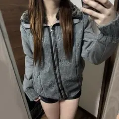 グレー ファー付きフード ニットパーカー