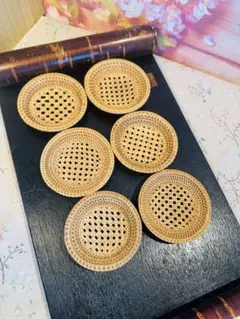 Item thumbnail for item f738f0fc-d33f-42b4-9e64-ec2e32b5a795