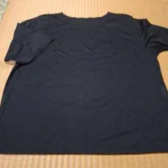 黒の半袖Tシャツ M-L