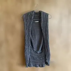 再値下▶︎shipsシップス▶︎チャコールグレーのニットジレ/ベスト美品