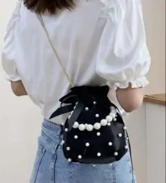 最終値下げ！パール ショルダーバッグ 黒 ウェディング 巾着型 ゴールド