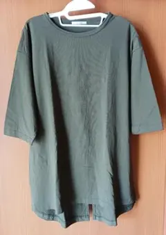 le colis Tシャツ カーキ バックプリントのサムネイル