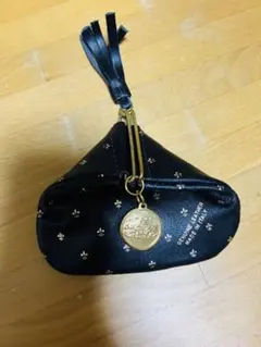 革製 黒 柄入りタッセル付きコインケース 小銭入れ　イタリア製　未使用