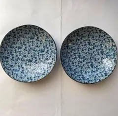 青い花柄の皿 2枚セット
