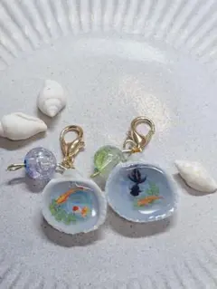 ハンドメイド レジン 2点セット本物貝殻 金魚 海 キーホルダー 夏 024
