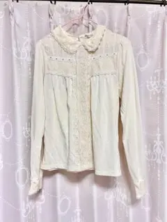 axes femme アイボリー 襟付き長袖トップス Mサイズ