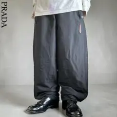 90s00s PRADA バギーナイロンパンツ XLサイズ ワンポイントロゴのサムネイル