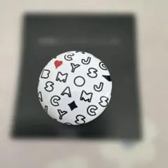 マークジェイコブス　缶バッチのサムネイル