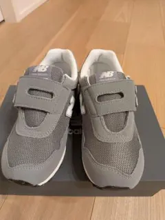 新品・未使用　New Balance 515 19cm