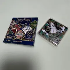 ハリーポッター 金バッジ プレミアムスクエア ダイアゴン横丁 - メルカリ