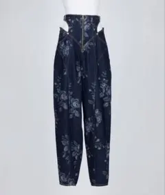 2026年最新】FETICO FLOWER EMBROIDERED WIDE JEANSの人気アイテム