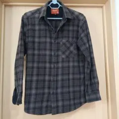 【ユニクロ】濃グレーチェックシャツ