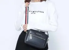 Tommy Hilfiger ショルダーバッグ ブラック