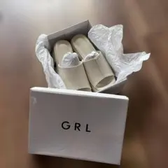 新品未使用品GRL グレイル★厚底サンダル アイボリー22.5cmのサムネイル