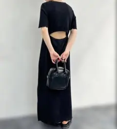 【M〜L】背中セクシーロングワンピース／ブラック
