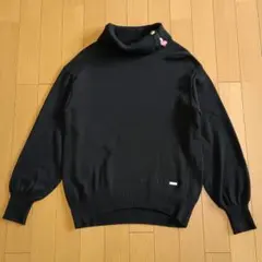 ブルーレーベルクレストブリッジ　黒　ウールゴールドボタンプルオーバー　38