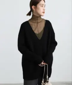 Vネックオーバーリブニット