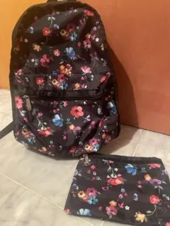 LeSportsac 花柄リュックとポーチのセット
