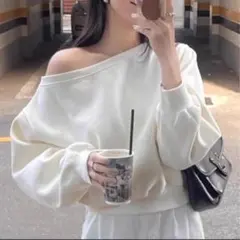 オフショルダー オフショル 肩出し トップス クロップ丈 フリーサイズ　ホワイト