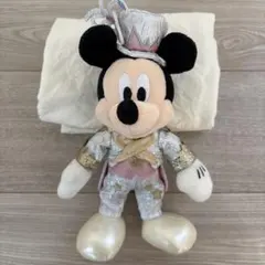 ミッキー　ぬいぐるみバッジ