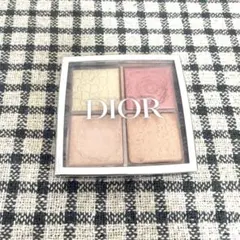 ディオールバックステージ　フェイスグロウパレット004 ローズゴールド