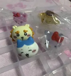 ちいかわ ハローキティ　ジュエルペット　ぷくっとリングのサムネイル