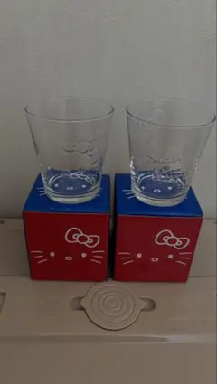 ハローキティ　ガラス　コップ　2点セット