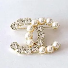 タイムセール♥パール ビジュー ブローチ♥ゴールド 卒業式 ユニセックス