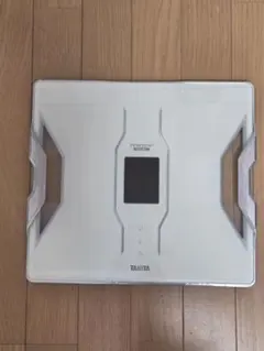 TANITA innerscan DUAD 体脂肪計 - メルカリ