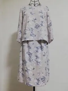 薄紫色花柄バルーンスリーブセットアップ