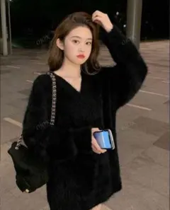 SHEIN シャギーニット ブラック Vネック ファー セーター もこもこ