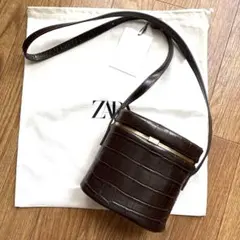 ZARA ショルダーバッグのサムネイル