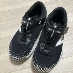 ニューバランスジュニア テニスシューズ KCV996B6 W 23cmのサムネイル