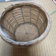 手編みの天然素材バスケット 中型