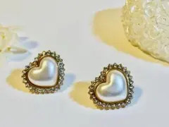 ハート型パール風ピアス