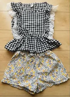 Bee des Beeフリル付きシャツと花柄ショートパンツ　まとめ売り