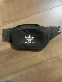 adidas Originals ボディバッグ ウエストポーチ