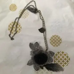 ⭐︎お花のネックレス⭐︎