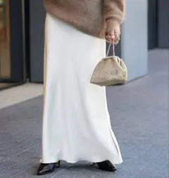 新品未使用タグつき　IENA ダブルサテンスカート