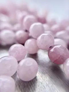 天然石クンツァイト　ビーズ　６ミリ　ラウンド　8個