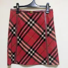 【本日限定】バーバリーブルーレーベル 赤 ノバチェック 台形スカート 36